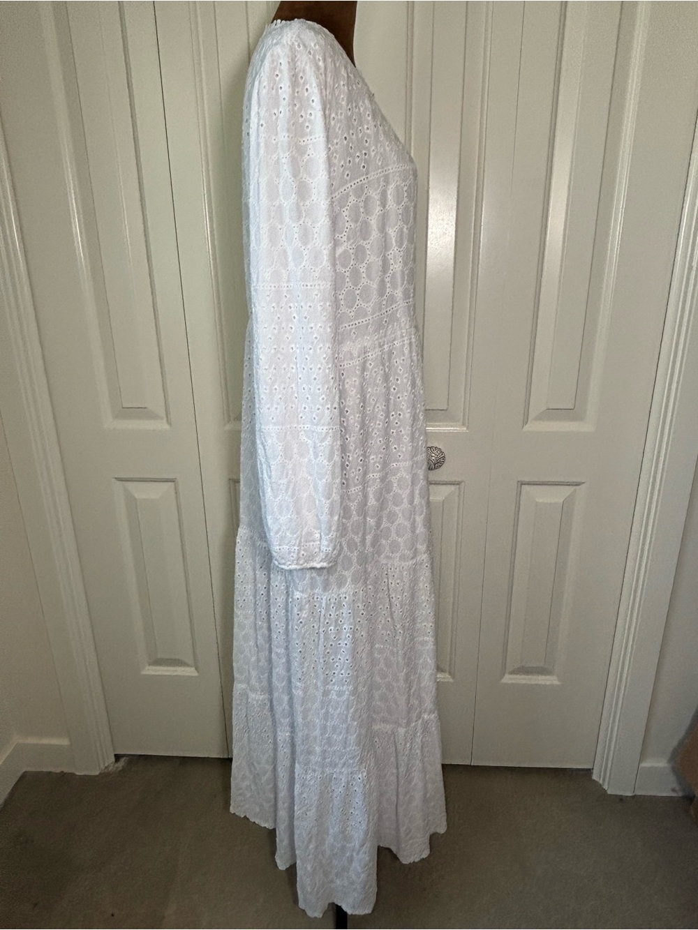 The White | Sunny White Eyelet Temple Maxi Dress XL - Picture 11 of 16